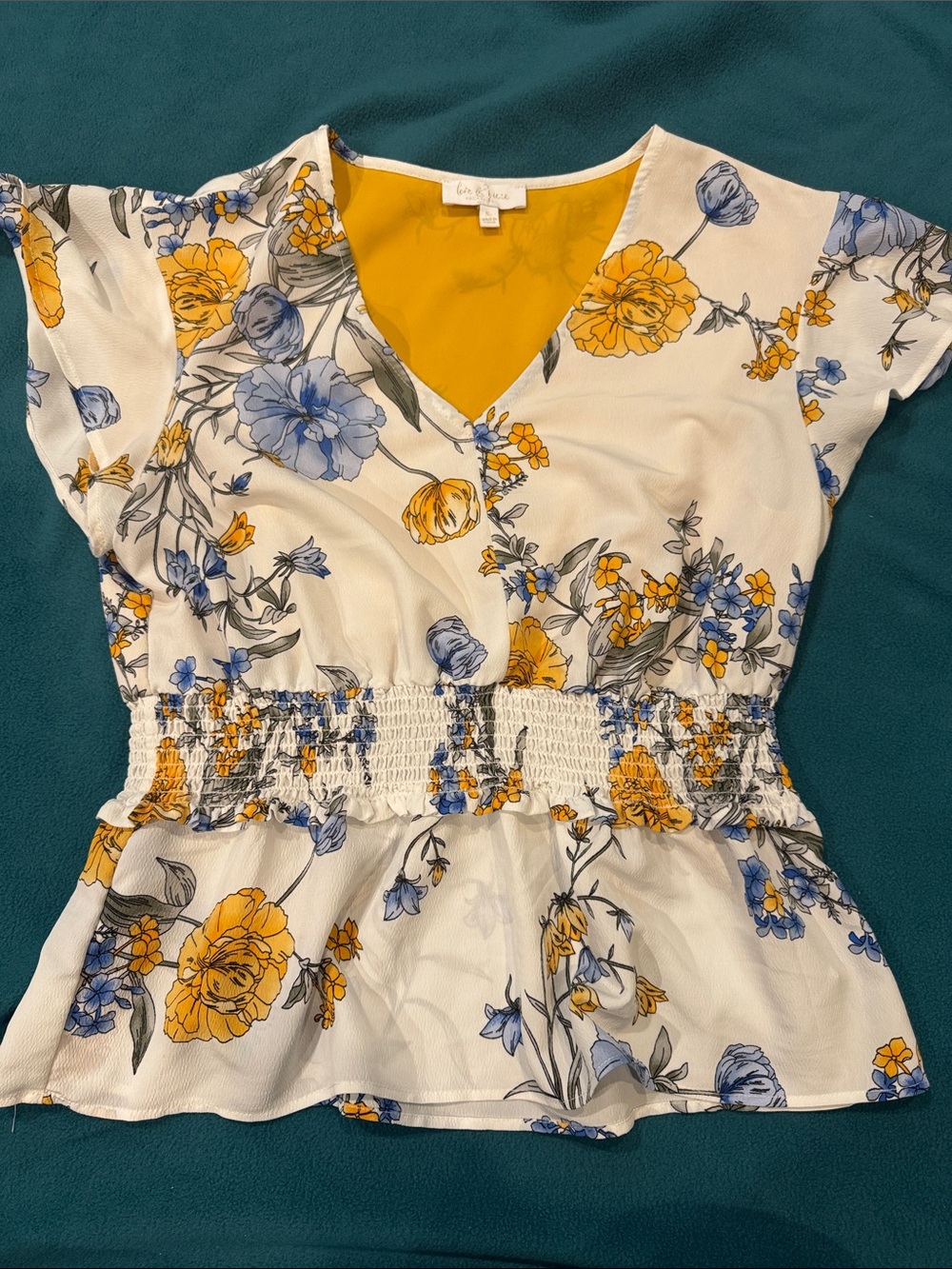 Love & Piece Floral V-Neck Smocked Waist Top Size Extra Large